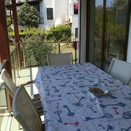 Case de vacanță Palmiye Tatil Evi