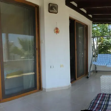 Case de vacanță Palmiye Tatil Evi *